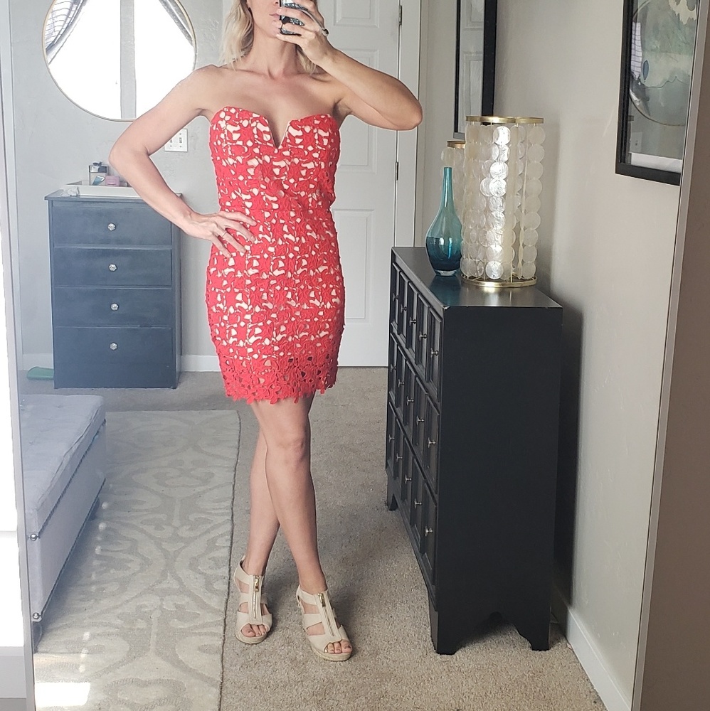 J.O.A strapless red lace dress L